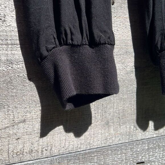 Banana Republic Women's Black Elastic Waist Jogger Pants Size Medium Petite - Picture 4 of 9